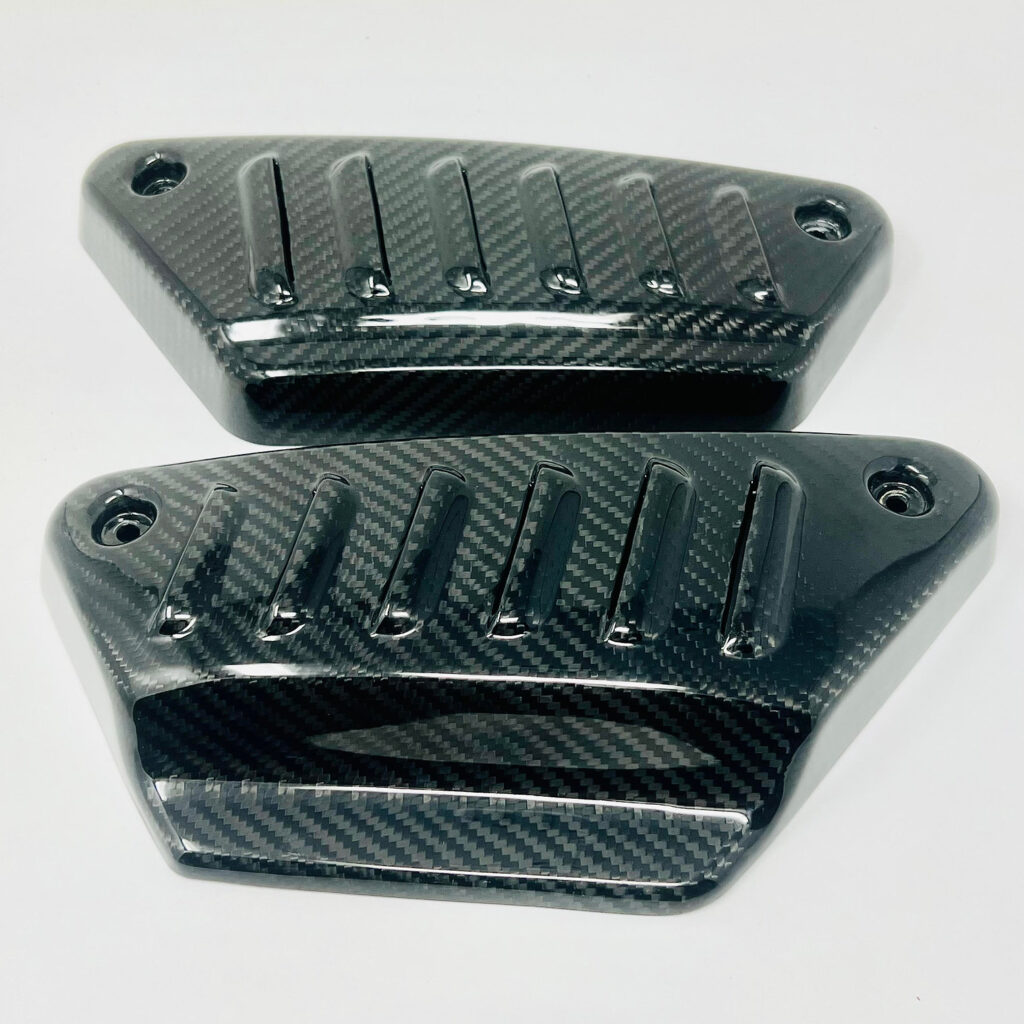 Death Metal Racing（デスメタルレーシング）/ DMR Carbon Fiber Louvered Side Covers|ブラインドタイガー | Blindtiger | ハーレーパーツ&アパレル